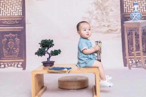 那曲宝宝反复发烧呕吐